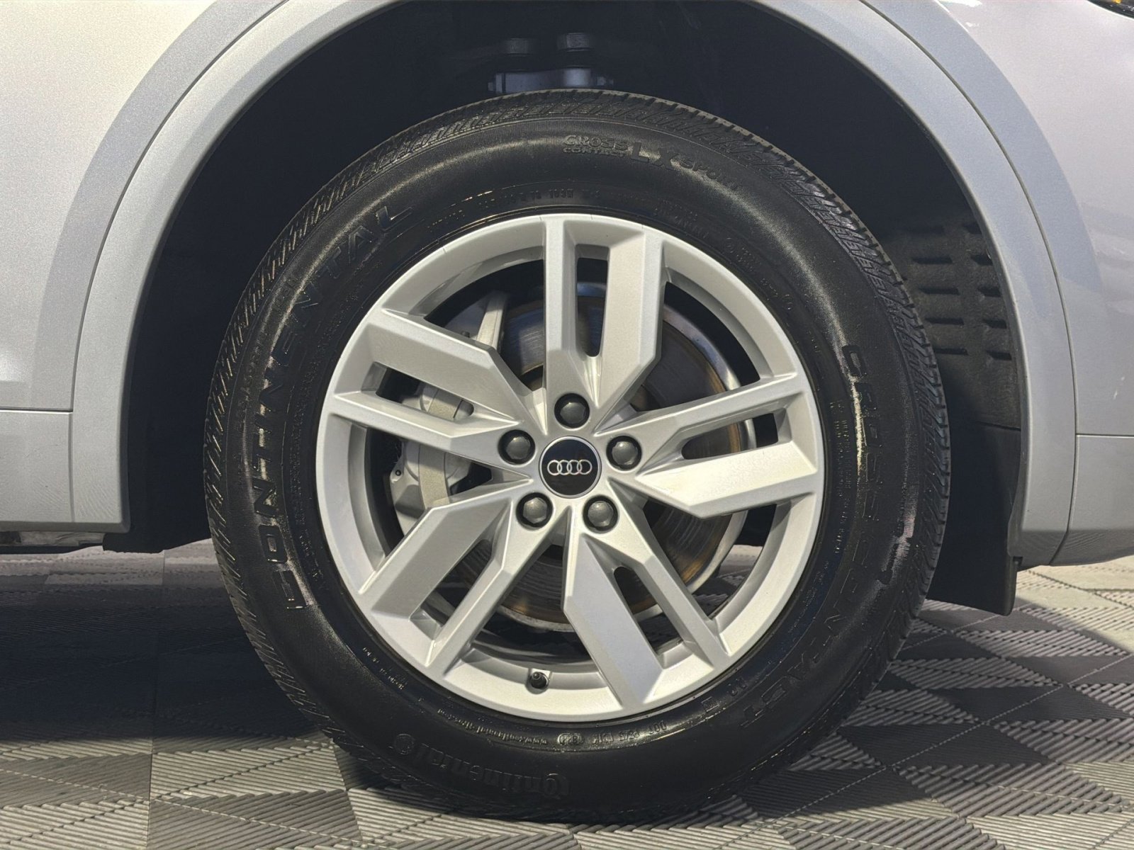 Used 2022 Audi Q5 2.0T Premium AWD/4WD image 17