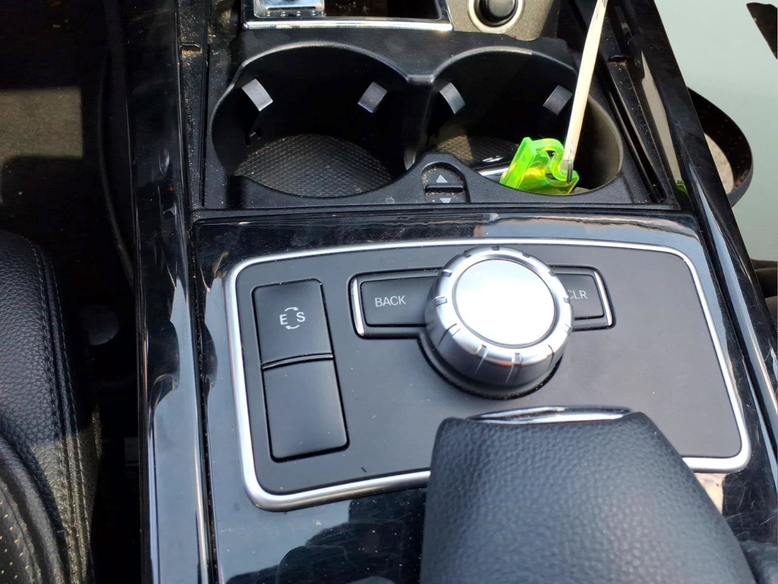 Used 2013 Mercedes-Benz E 350 4MATIC Sedan image 24