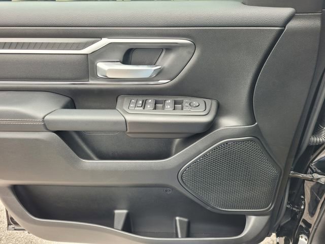 New 2026 RAM 1500 4x4 Crew Cab image 22