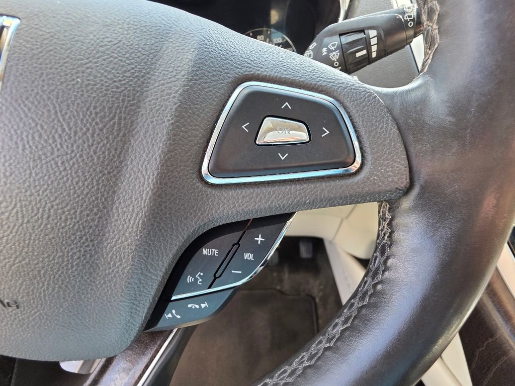 Used 2016 Lincoln MKX Reserve w/ Climate Package image 21