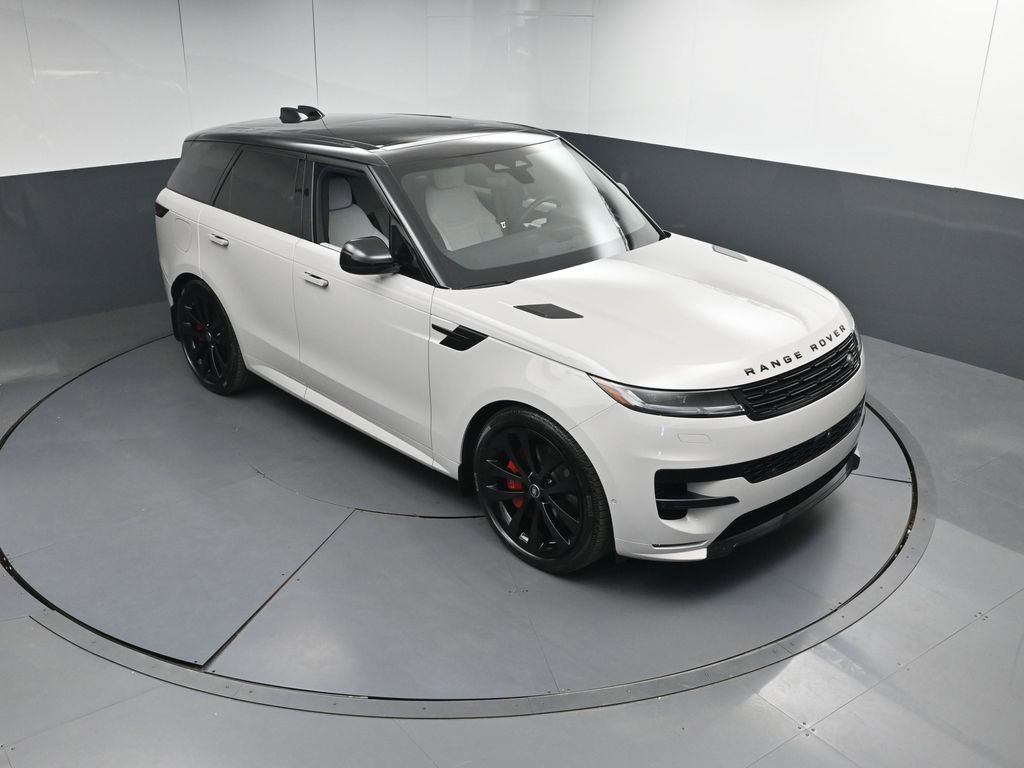 Used 2025 Land Rover Range Rover Sport Dynamic SE image 37