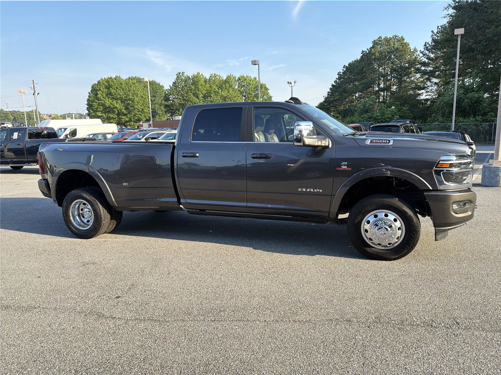 Used 2025 RAM 3500 Longhorn AWD/4WD image 4