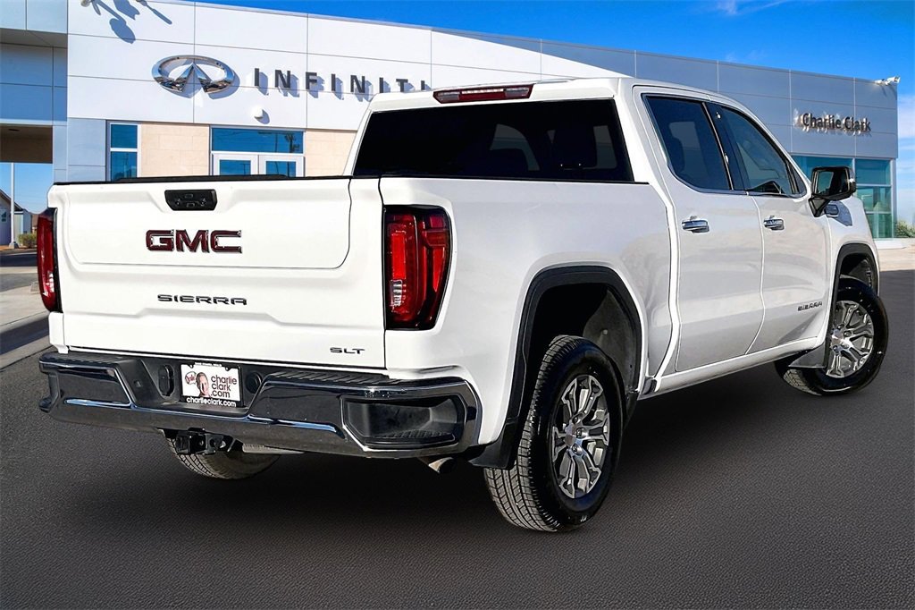 Used 2025 GMC Sierra 1500 SLT image 2