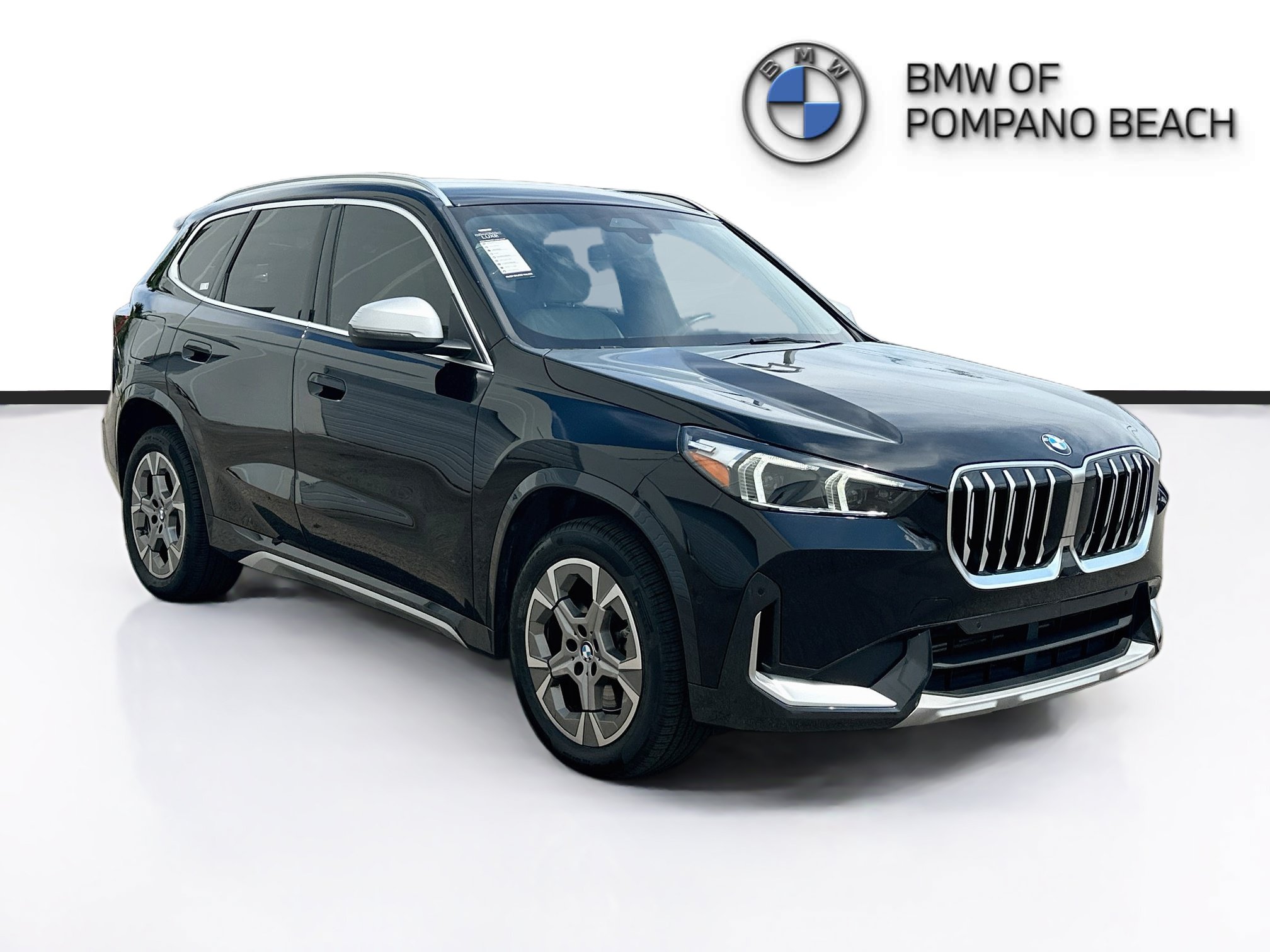 Used 2024 BMW X1 xDrive28i w/ Convenience Package AWD/4WD image 1