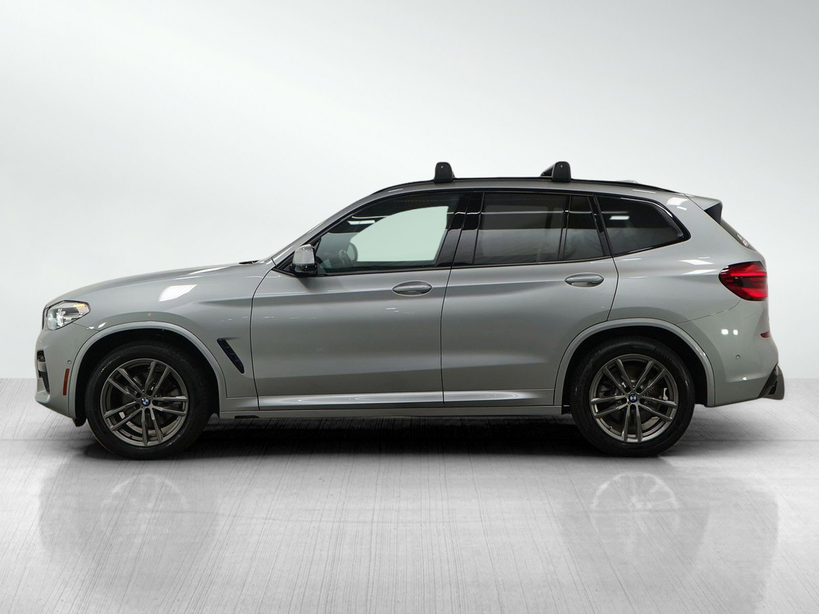Used 2021 BMW X3 xDrive30i w/ M Sport Package image 2