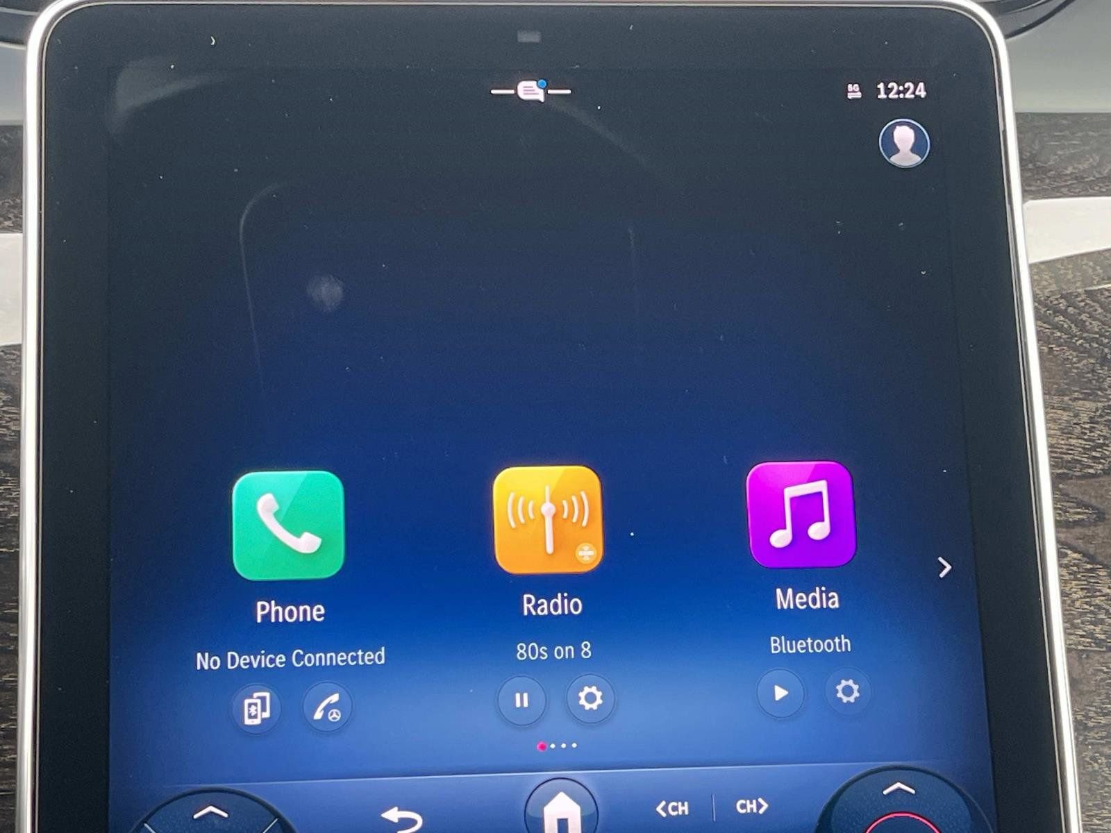 Certified 2025 Mercedes-Benz GLC 300 image 26