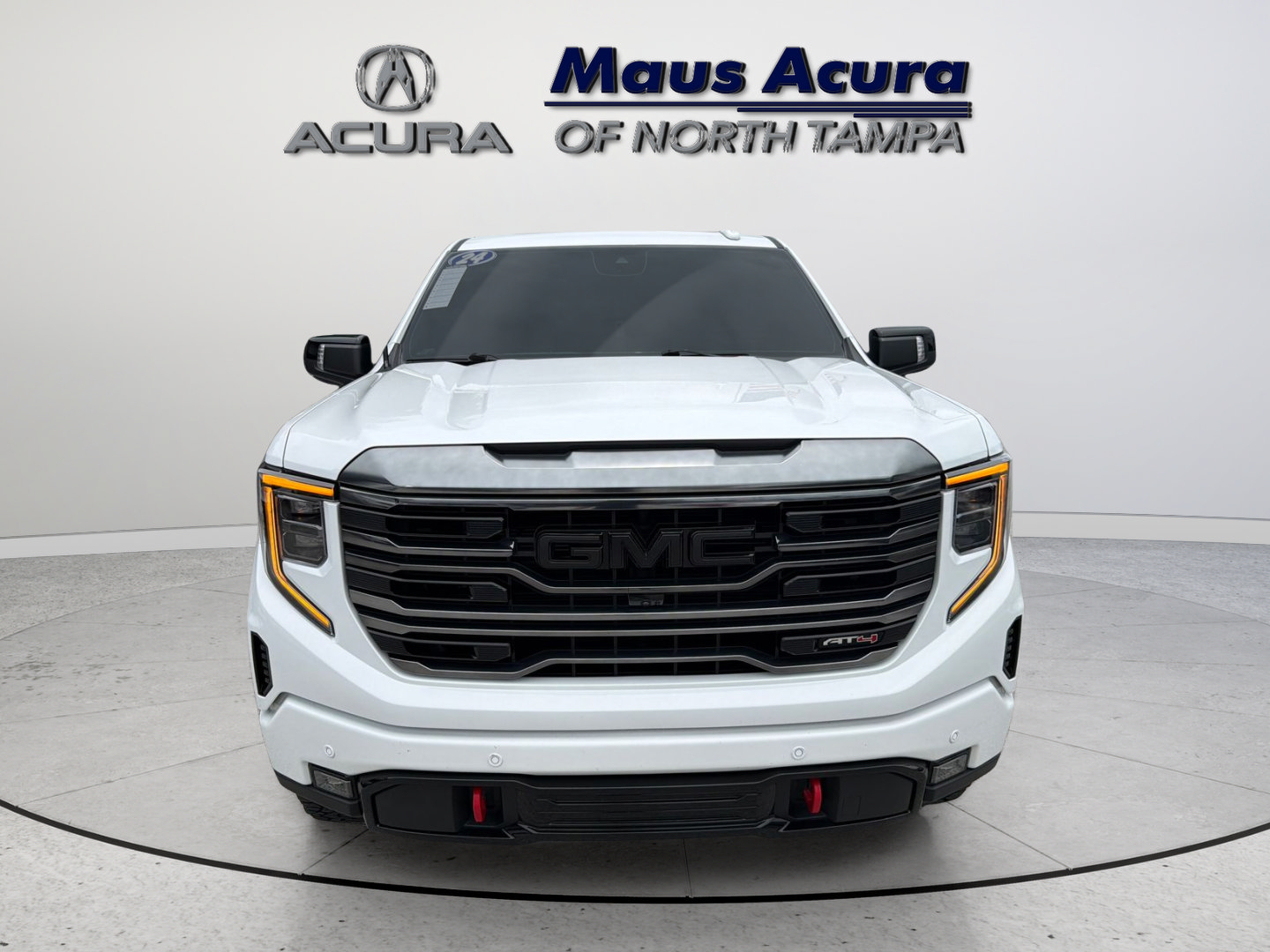 Used 2024 GMC Sierra 1500 AT4 w/ Technology Package AWD/4WD image 9