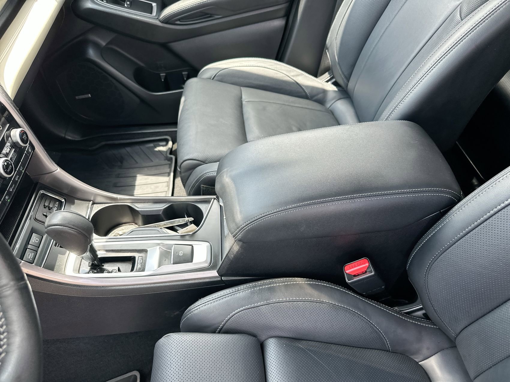 Used 2019 Subaru Ascent Limited AWD/4WD image 22