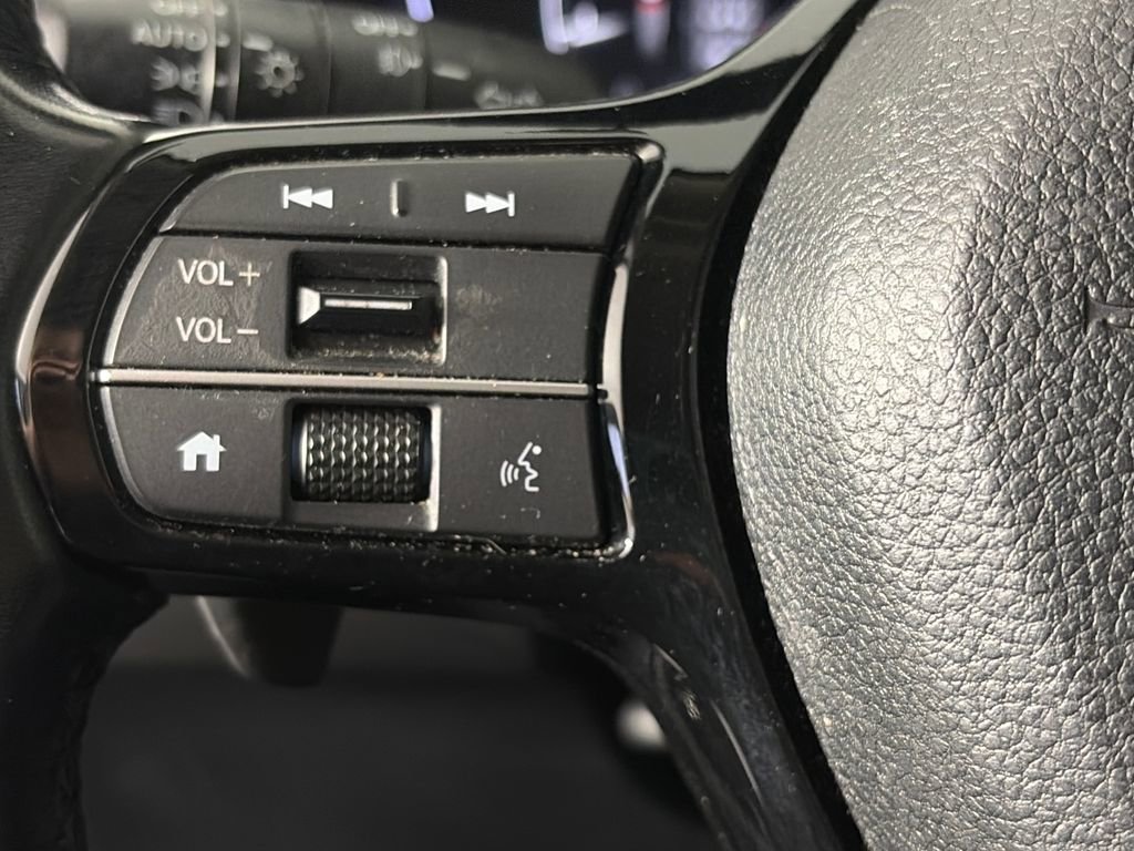 Used 2024 Honda Pilot EX-L image 17