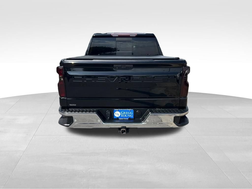 Used 2020 Chevrolet Silverado 1500 LTZ w/ LTZ Premium Package AWD/4WD image 5