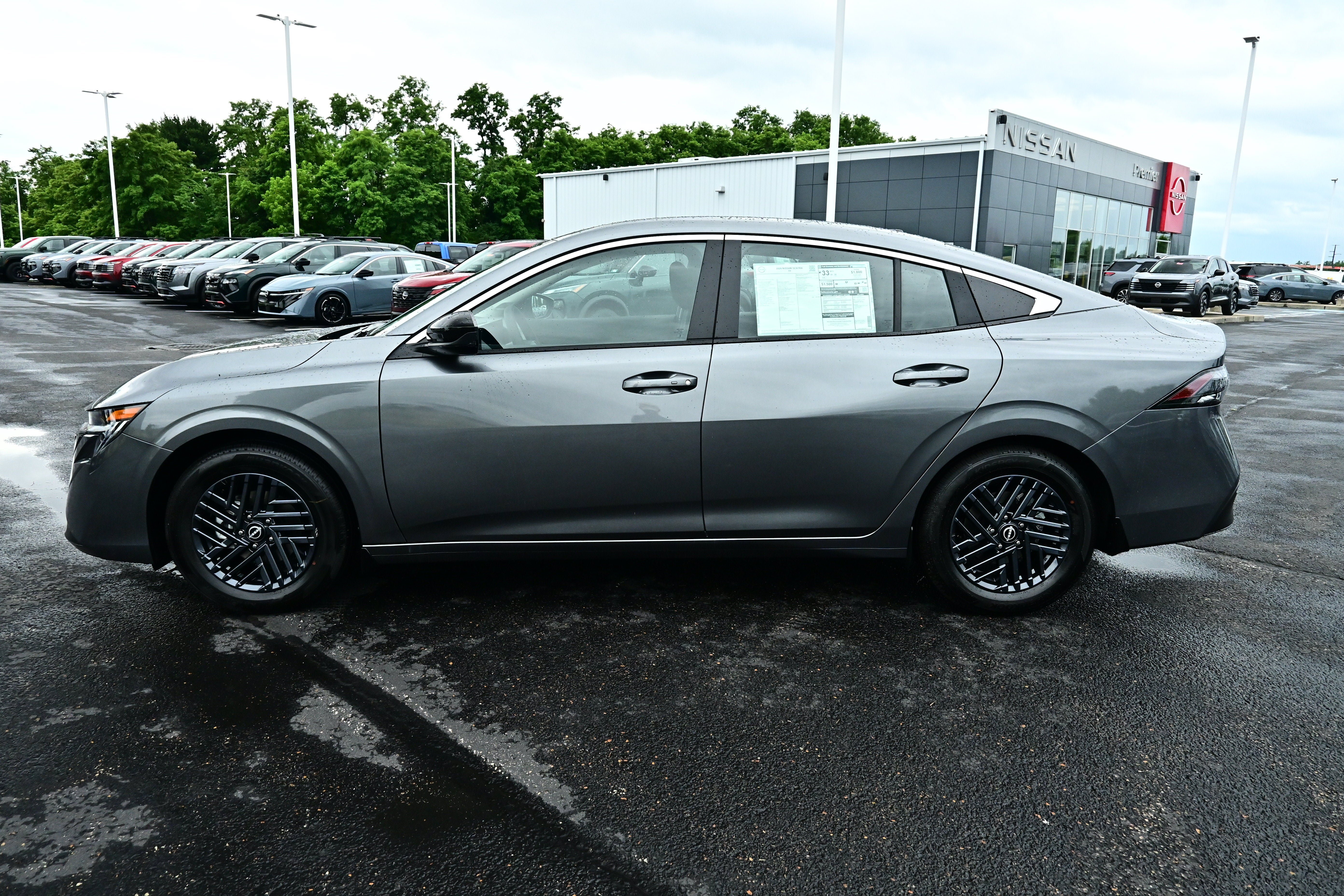New 2026 Nissan Sentra SV FWD image 5
