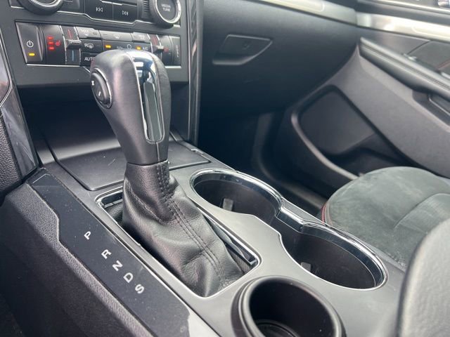 Used 2019 Ford Explorer XLT w/ Equipment Group 202A FWD image 17