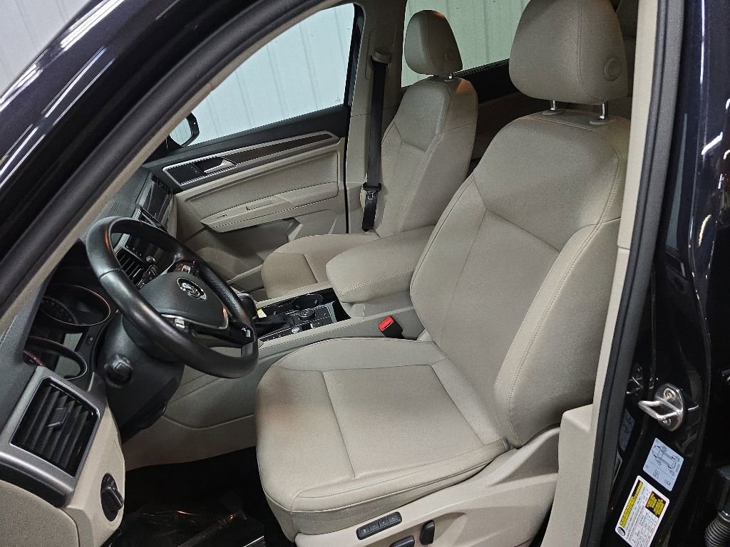 Used 2018 Volkswagen Atlas SEL AWD/4WD image 30