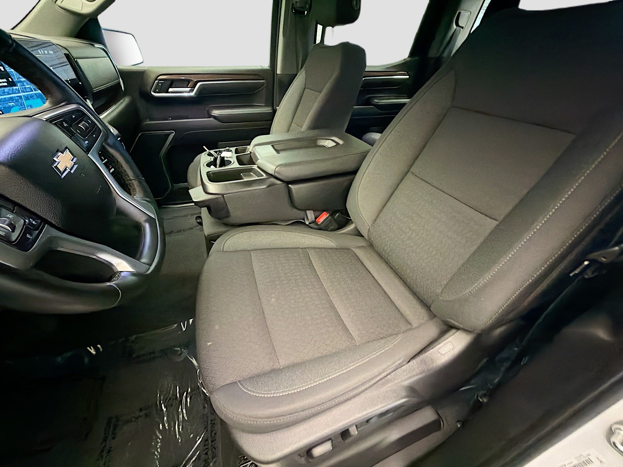 Used 2025 Chevrolet Silverado 1500 LT AWD/4WD image 11