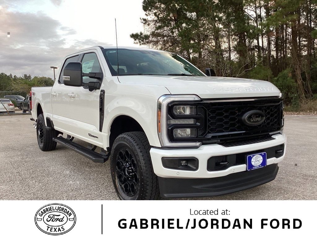 New 2026 Ford F250 Lariat w/ Black Appearance Package
