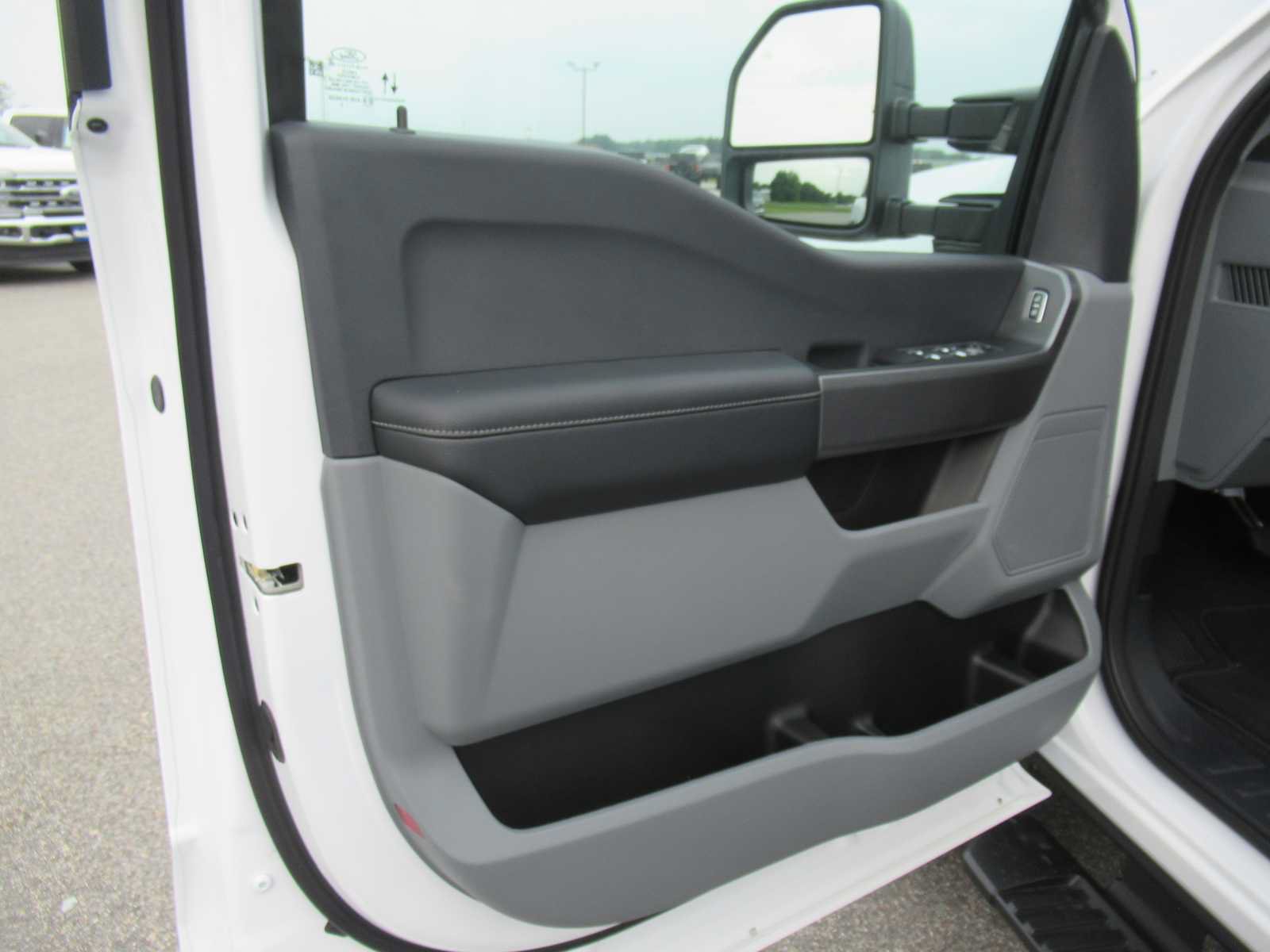 New 2026 Ford F250 XLT AWD/4WD image 19