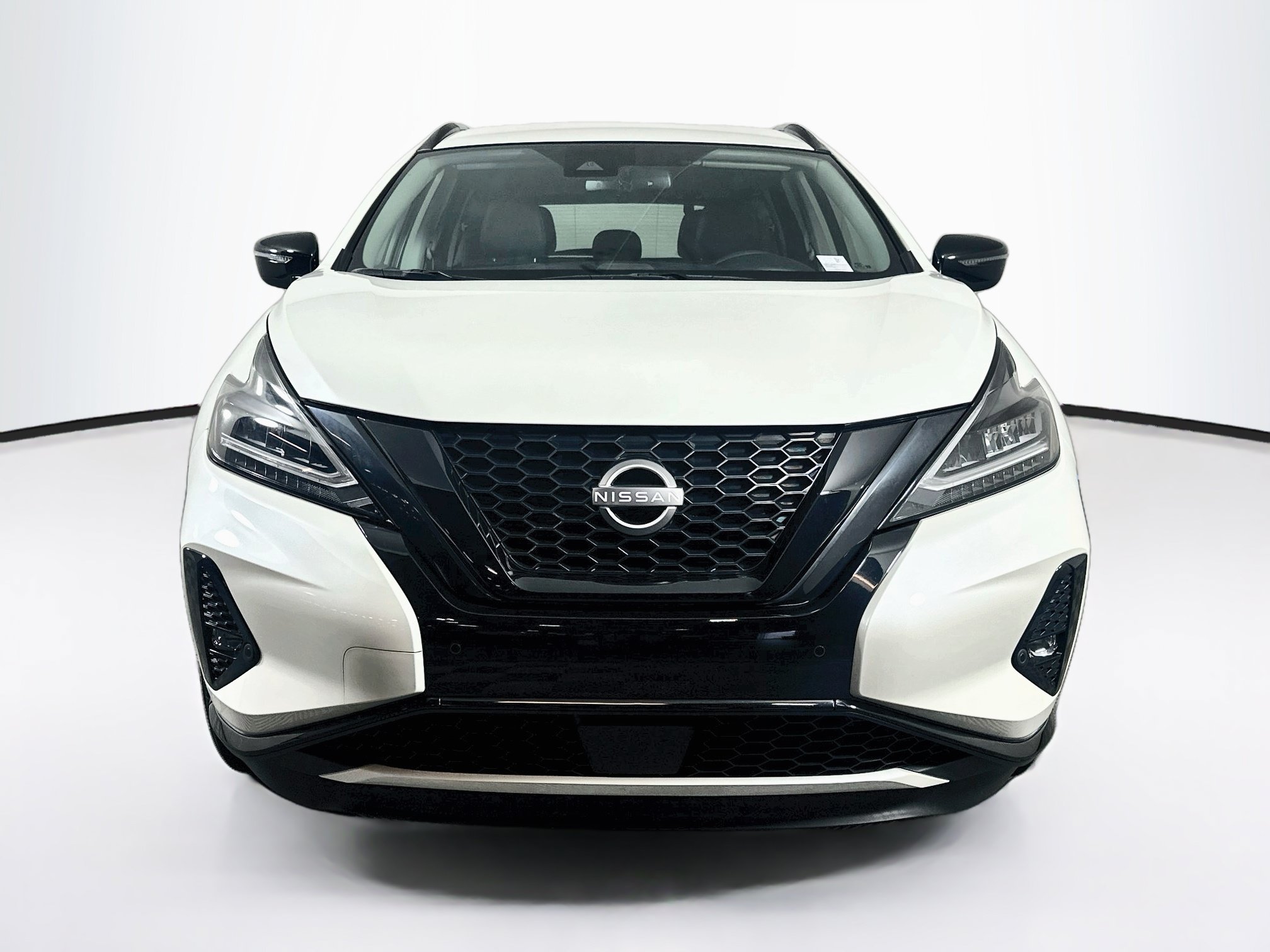 Used 2024 Nissan Murano SV w/ SV Midnight Edition Package FWD image 2
