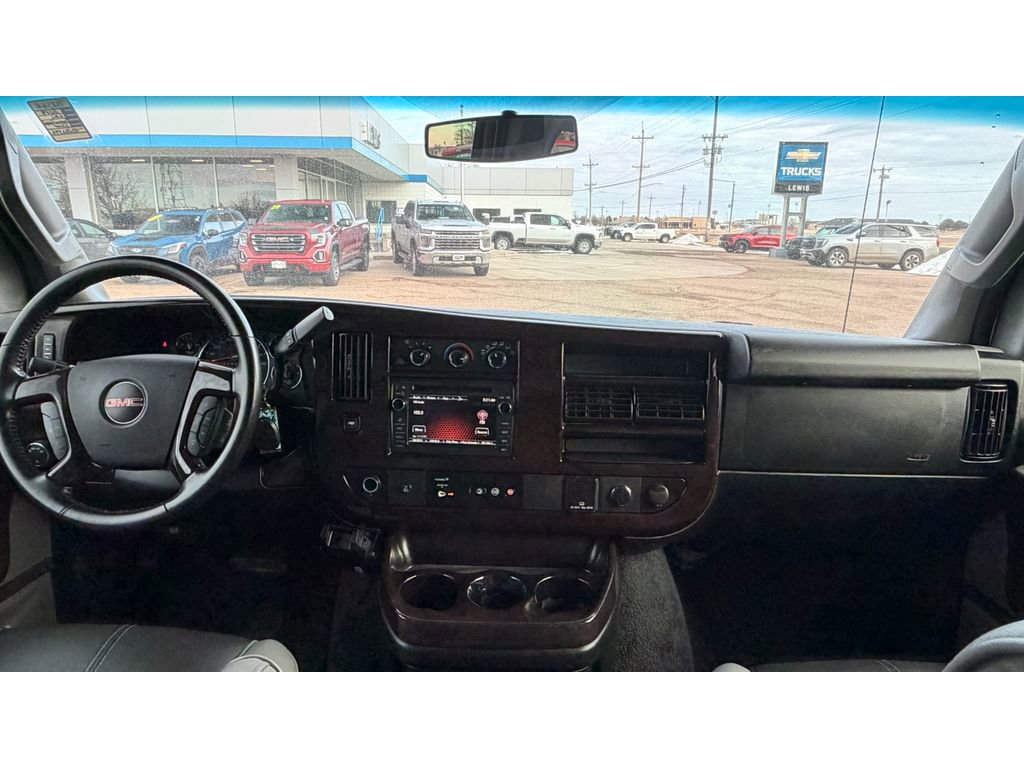 Used 2017 GMC Savana 2500 image 13