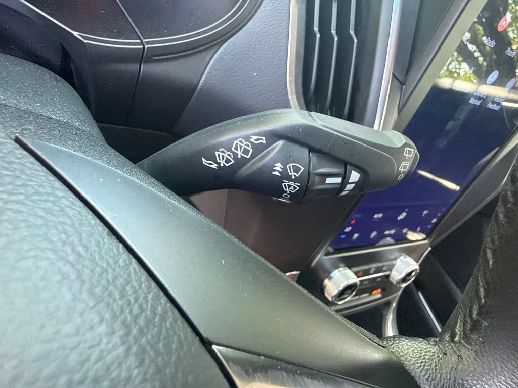 Used 2024 Ford Edge Titanium AWD/4WD image 29