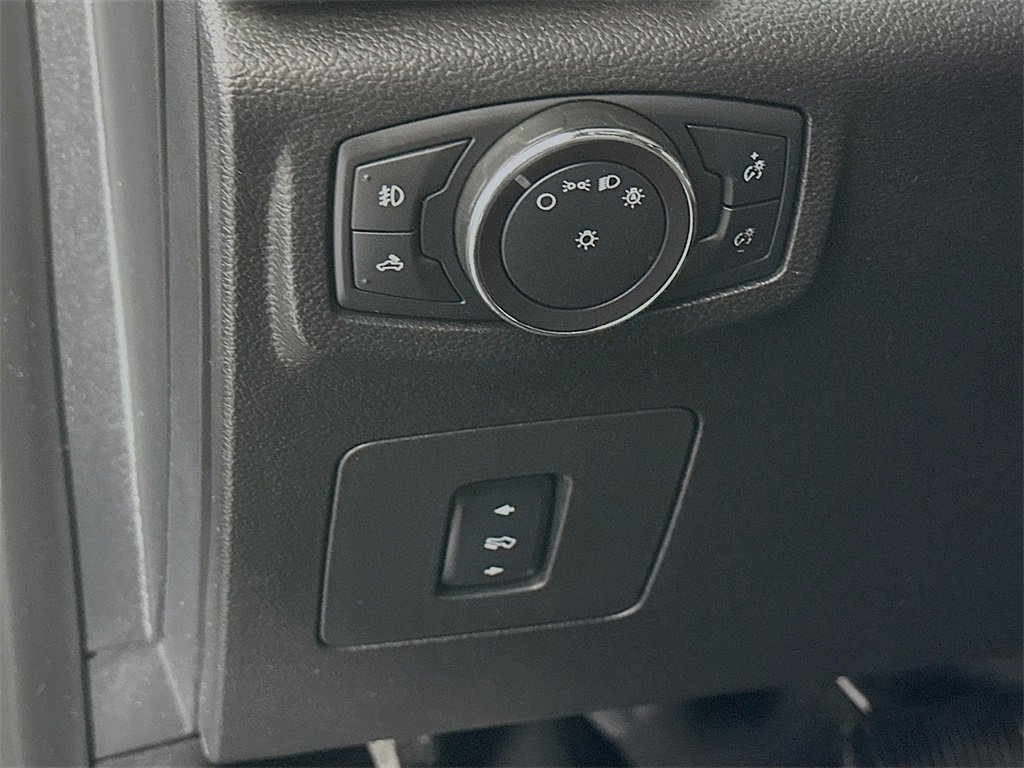 Used 2017 Ford F150 XLT w/ Equipment Group 302A Luxury image 10