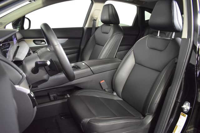 Certified 2025 Nissan Murano SL AWD/4WD image 9