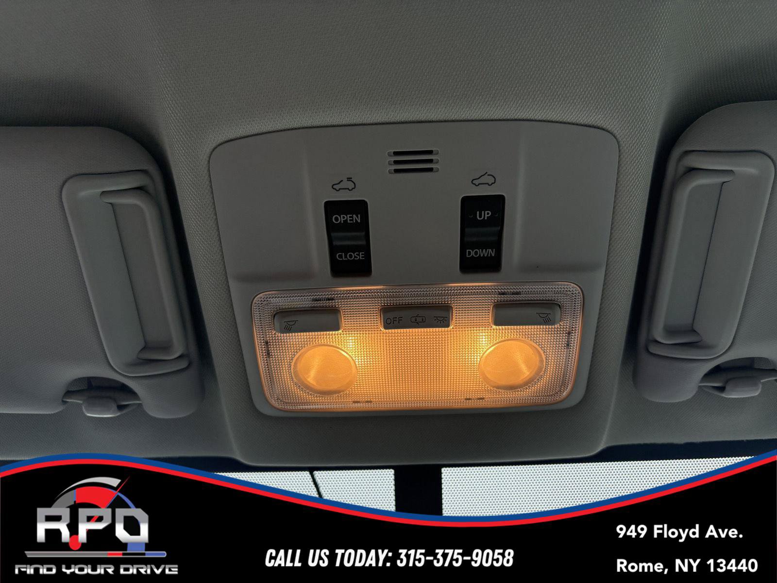 Used 2015 Toyota RAV4 XLE AWD/4WD image 25