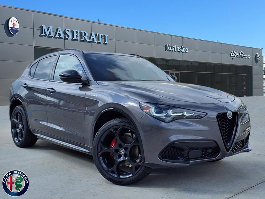 New 2026 Alfa Romeo Stelvio Sprint w/ Convenience Package