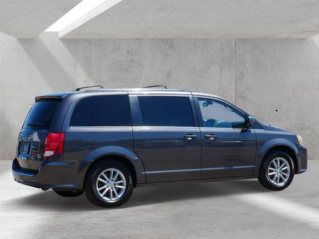 Used 2019 Dodge Grand Caravan SXT FWD image 3