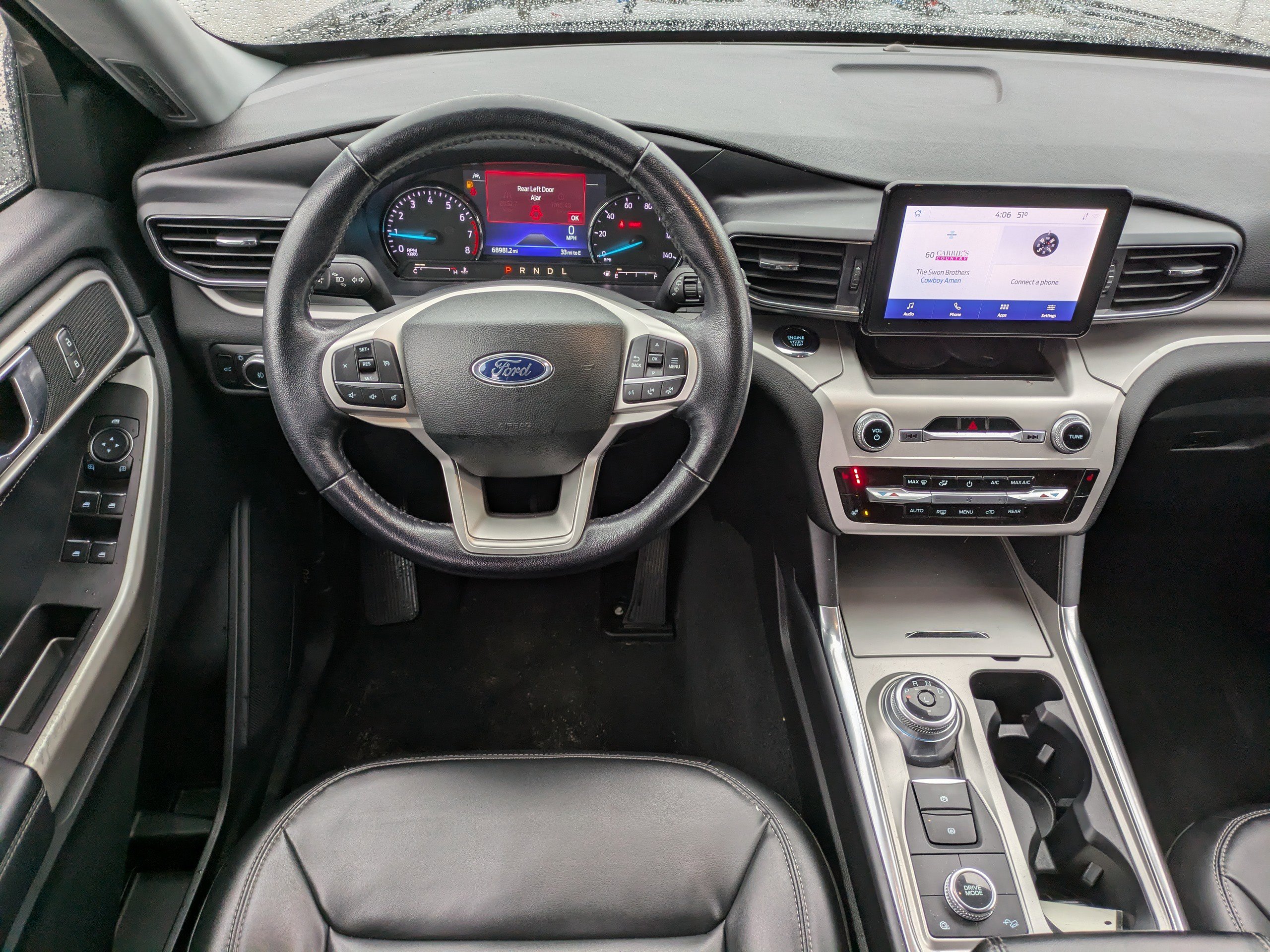 Used 2022 Ford Explorer XLT w/ Equipment Group 202A image 19