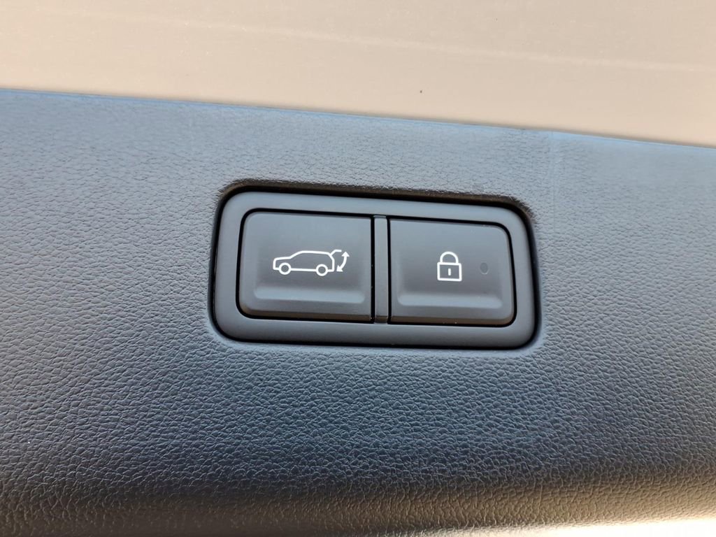 New 2026 Hyundai Ioniq 9 SEL w/ Tow & Go Package image 14