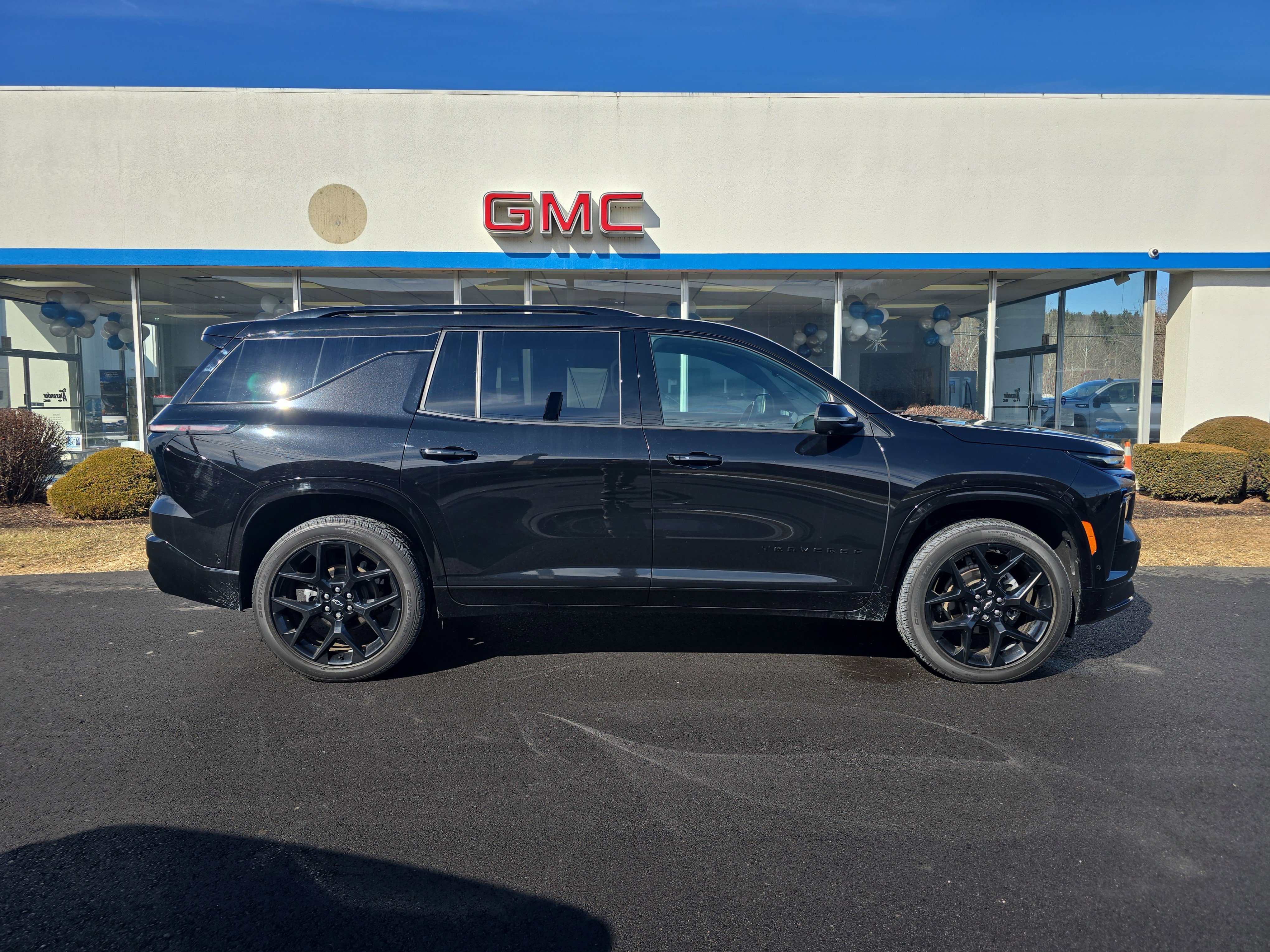 Used 2024 Chevrolet Traverse RS w/ LPO, Floor Liner Package video 2