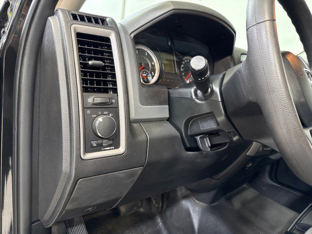Used 2018 RAM 2500 Tradesman w/ Chrome Appearance Group image 21