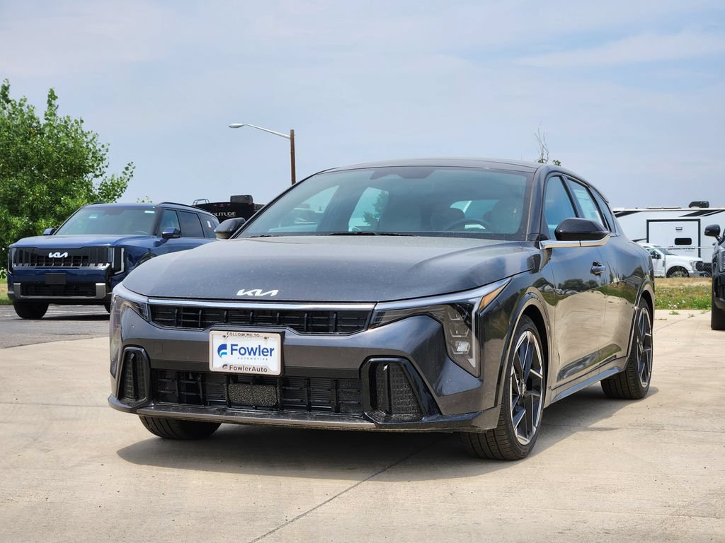 New 2026 Kia K4 GT-Line w/ GT-Line Premium Package FWD image 4