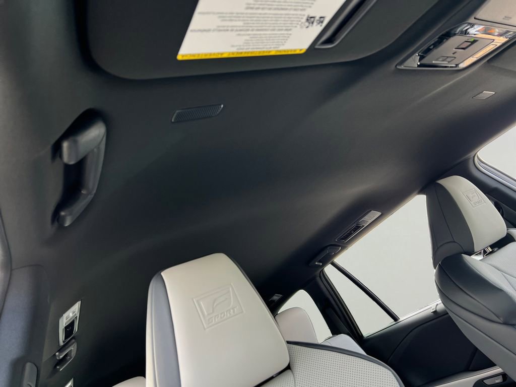 Certified 2026 Lexus TX 500h AWD w/ Technology Package image 7