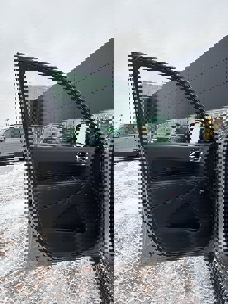 Used 2016 Dodge Durango Citadel w/ Premium Entertainment Group image 11