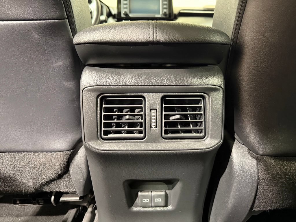 Used 2022 Toyota RAV4 XLE Premium AWD/4WD image 22