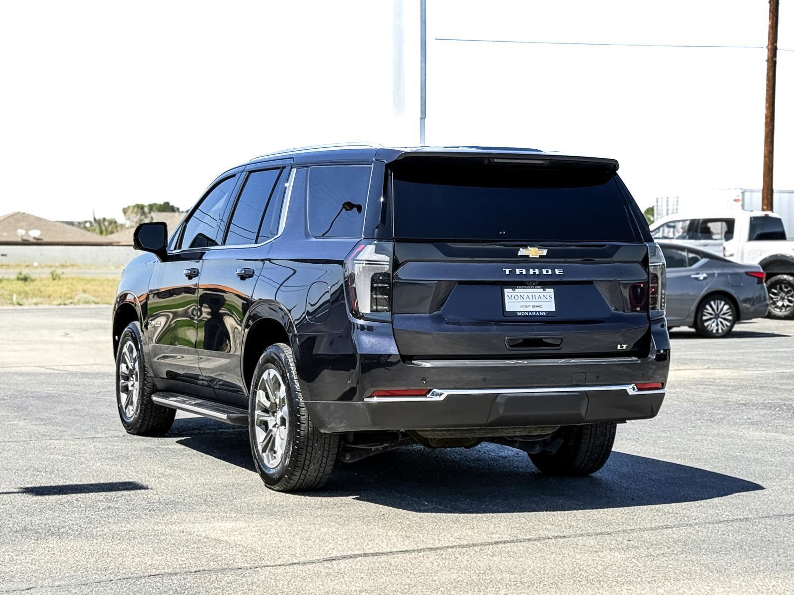 Used 2025 Chevrolet Tahoe LT w/ Comfort Package AWD/4WD image 9