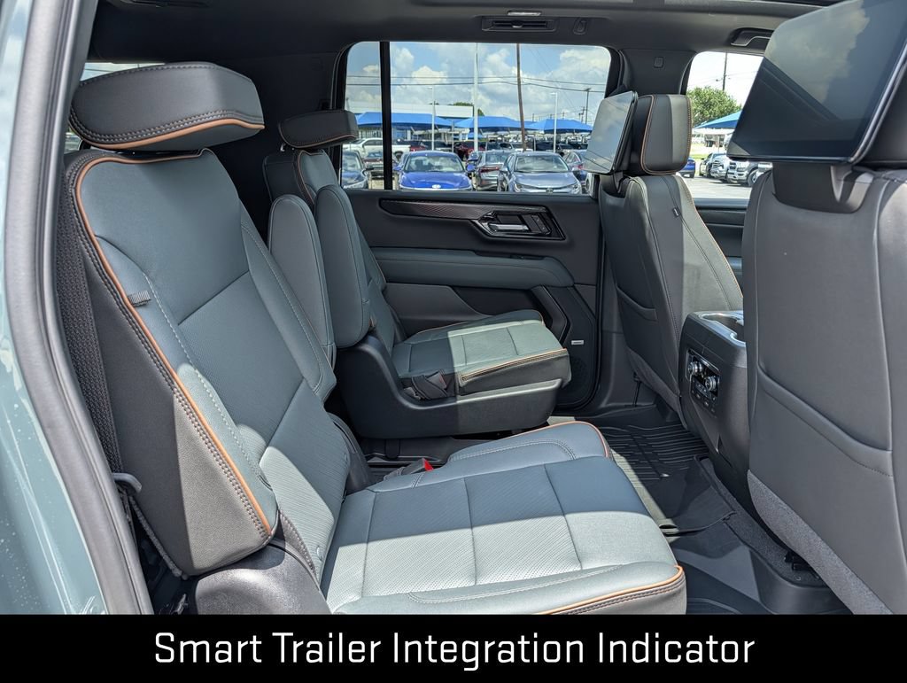 New 2026 GMC Yukon XL AT4 w/ AT4 Premium Plus Package AWD/4WD image 31