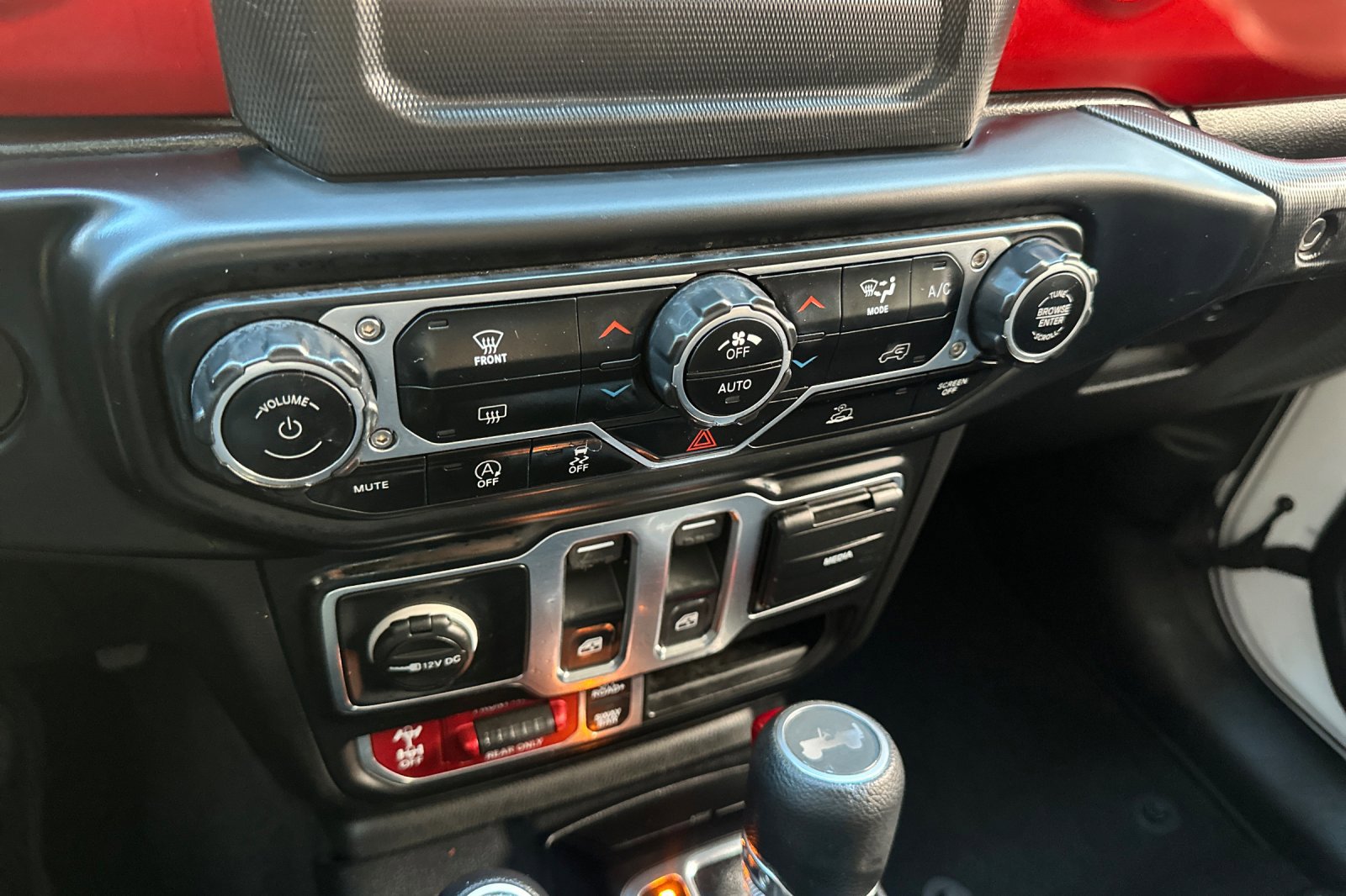 Used 2021 Jeep Wrangler Rubicon image 28