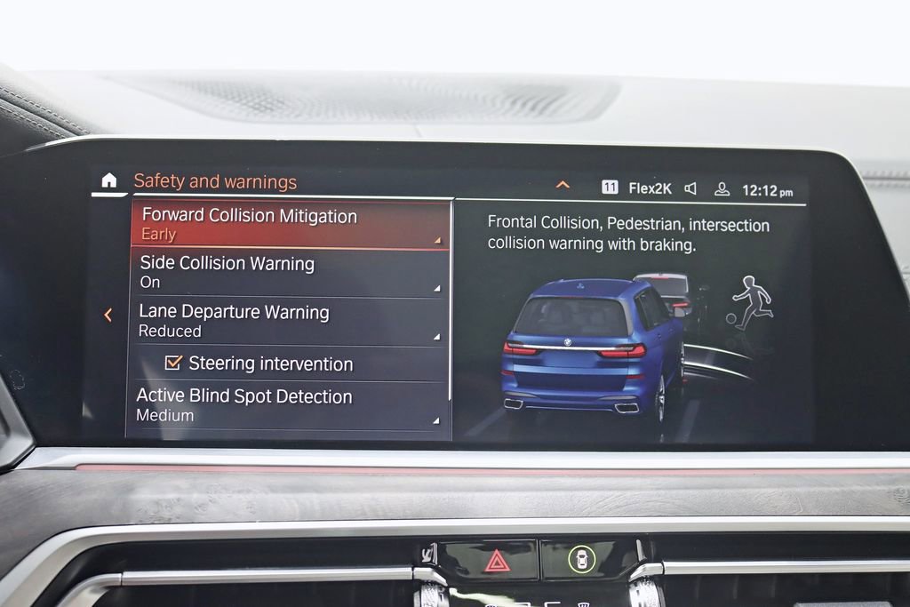 Used 2022 BMW X7 M50i image 23