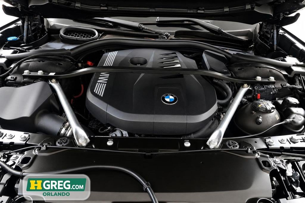 Used 2026 BMW 740i w/ Premium Package RWD image 18