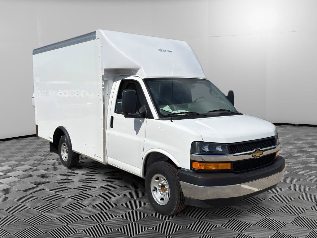 New 2025 Chevrolet Express 3500 w/ Power Convenience Package RWD image 5