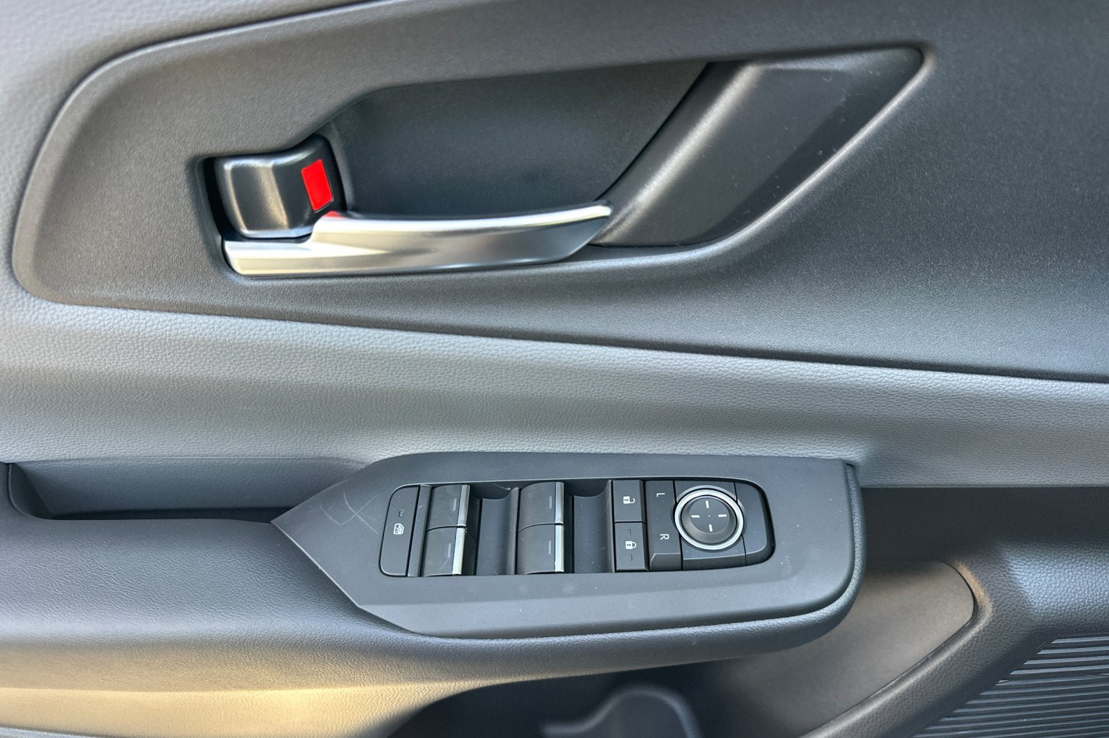 New 2027 Toyota Prius XLE FWD image 12