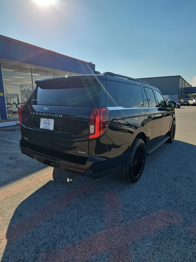 Used 2026 Ford Expedition Max Active RWD image 8