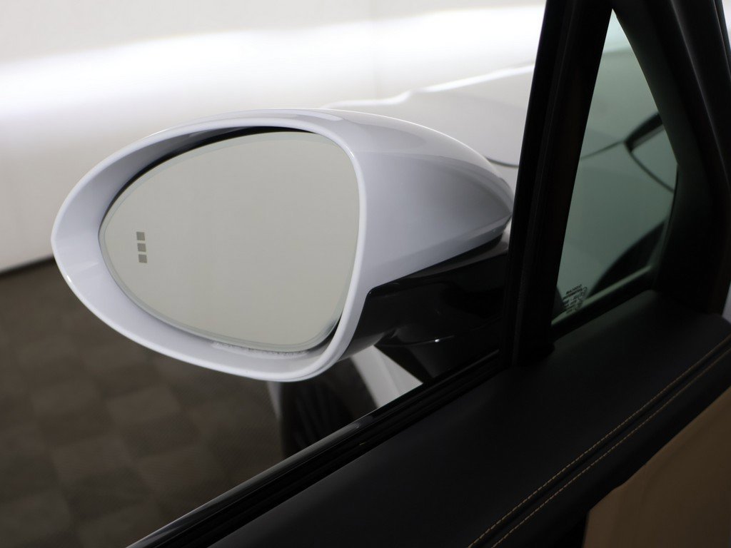 Used 2022 Porsche Cayenne GTS image 35