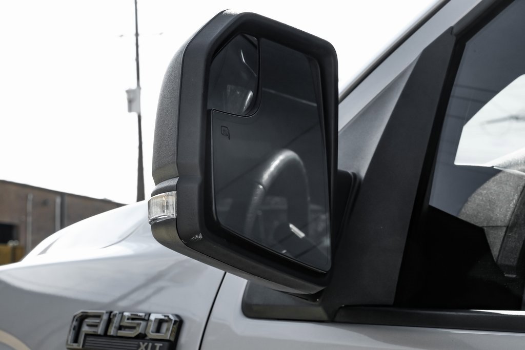 Used 2016 Ford F150 XLT w/ Equipment Group 302A Luxury image 47