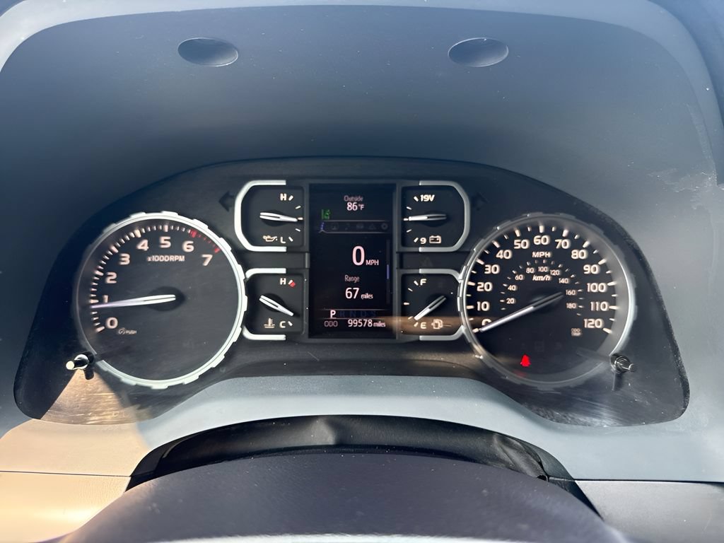 Used 2019 Toyota Tundra SR5 AWD/4WD image 13