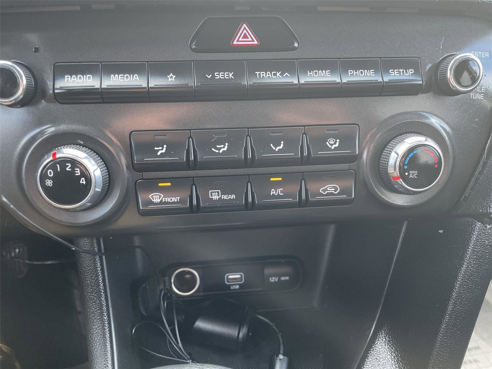 Used 2020 Kia Sportage LX image 18