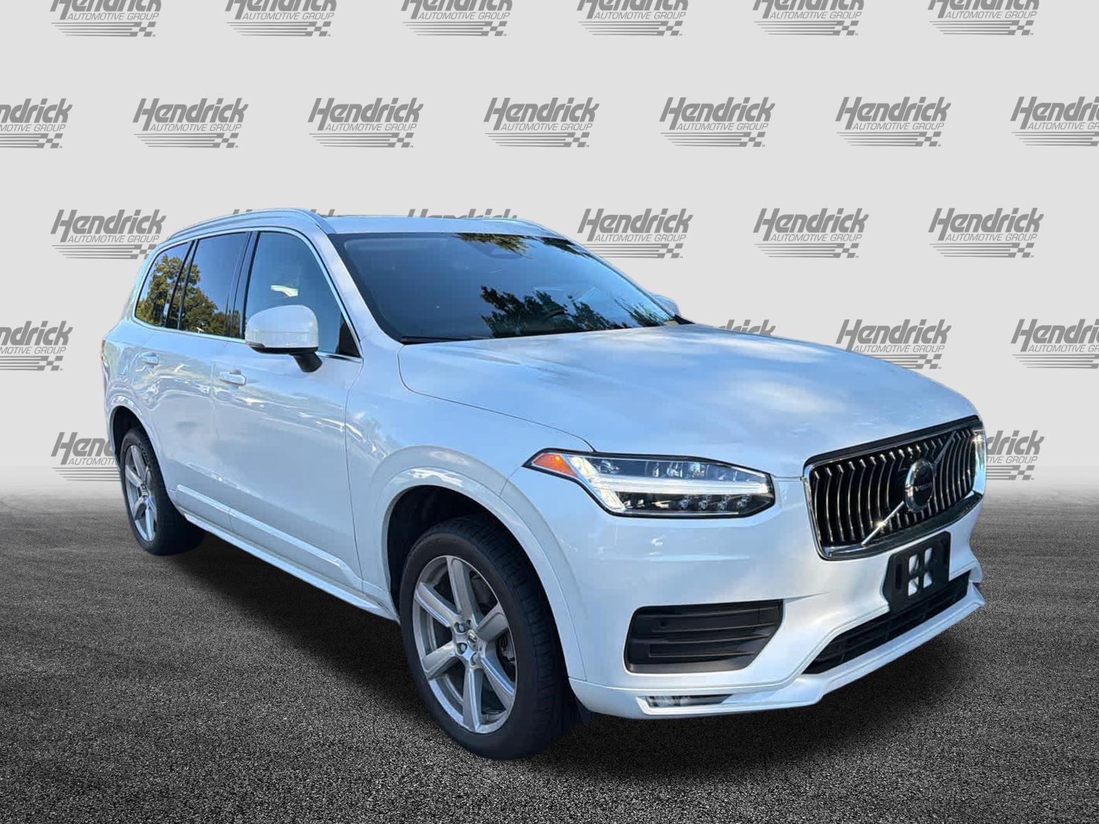 Certified 2023 Volvo XC90 B5 Core AWD/4WD image 2