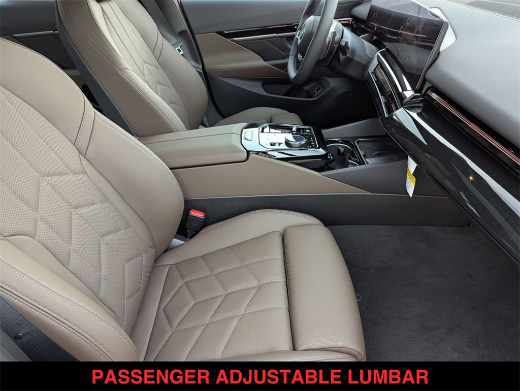 New 2025 BMW 530i xDrive 530i xDrive w/ Premium Package image 30